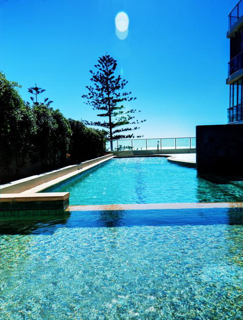 Reflection On The Sea - Accommodation Melbourne 29