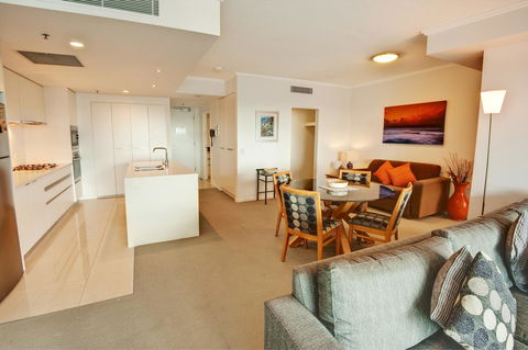Reflection On The Sea - Accommodation Melbourne 16
