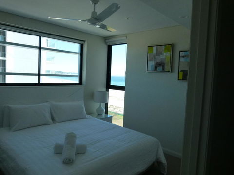 Pure Kirra - Accommodation Melbourne 19