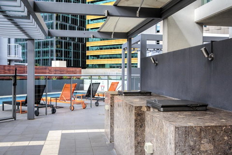Evolution Apartments - Accommodation Melbourne 6