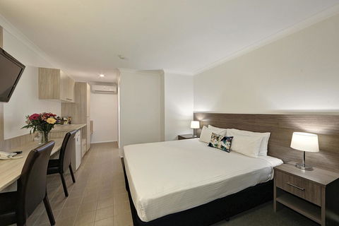 Smart Motels Bert Hinkler - Accommodation Melbourne 21
