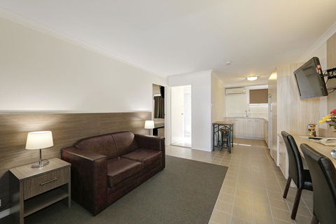 Smart Motels Bert Hinkler - Accommodation Melbourne 32