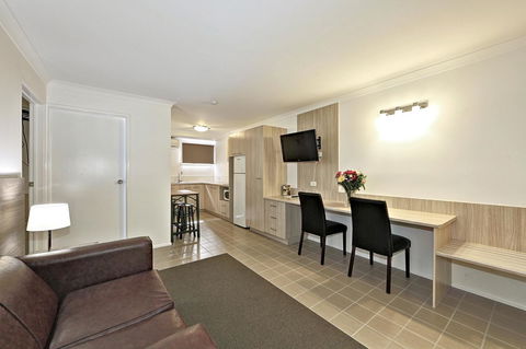 Smart Motels Bert Hinkler - Accommodation Melbourne 31