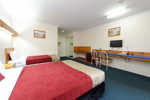 Smart Motels Bert Hinkler - Accommodation Melbourne 2