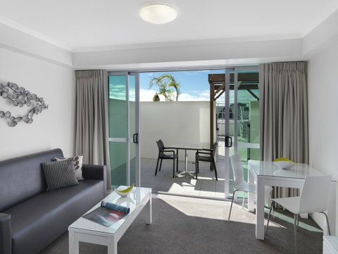 Oaks Mackay Rivermarque Hotel - Accommodation Melbourne 1