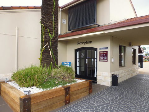 Burke & Wills Motor Inn - Accommodation Melbourne 0