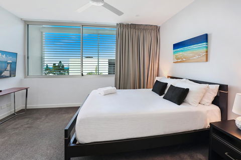 Element On Coolum Beach - Melbourne 4u 17