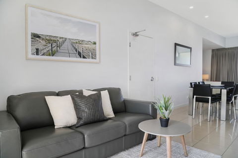 Element On Coolum Beach - Melbourne 4u 8