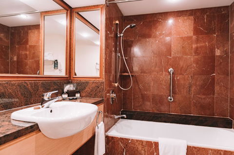 Pullman Cairns International - Accommodation Melbourne 17
