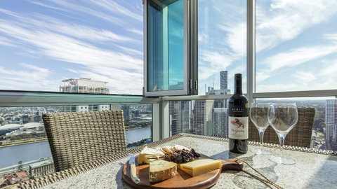 Oaks Brisbane Festival Suites - Accommodation Melbourne 1