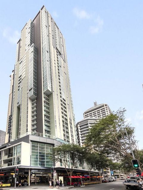 Oaks Brisbane Festival Suites - Accommodation Melbourne 10