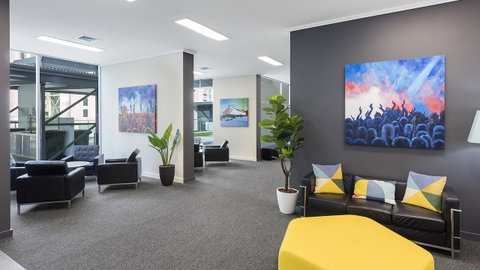 Oaks Brisbane Festival Suites - Accommodation Melbourne 11