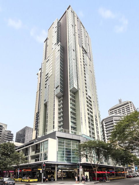 Oaks Brisbane Festival Suites - Accommodation Melbourne 9