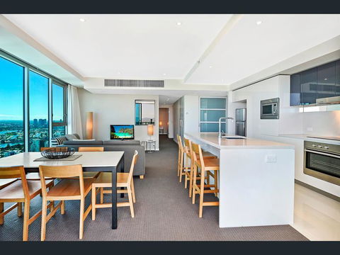 H Star Residences-- Paradise Stayz - Accommodation Melbourne 3