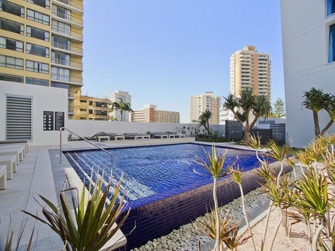 H Star Residences-- Paradise Stayz - Accommodation Melbourne 6