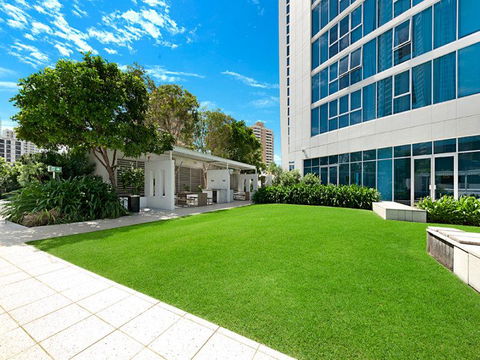 H Star Residences-- Paradise Stayz - Accommodation Melbourne 24