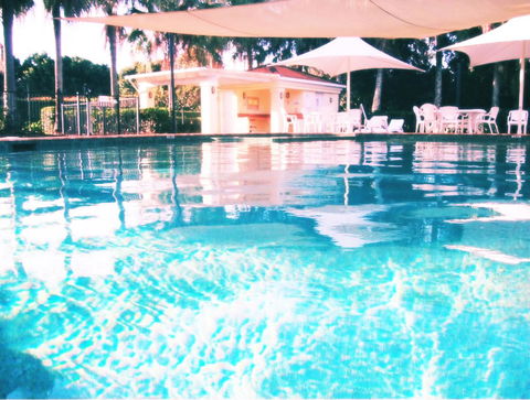 Waterfront Resort Villa With Buggy - Accommodation Melbourne 0