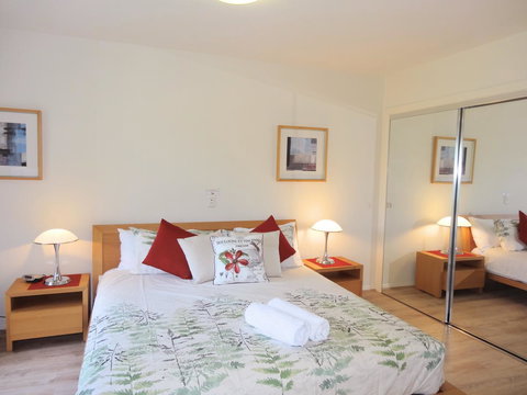 Waterfront Resort Villa With Buggy - Accommodation Melbourne 14