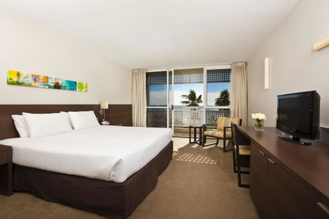 Cairns Harbourside Hotel - Accommodation Melbourne 10