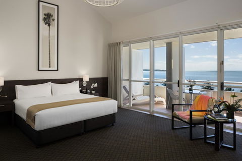 Cairns Harbourside Hotel - Accommodation Melbourne 11