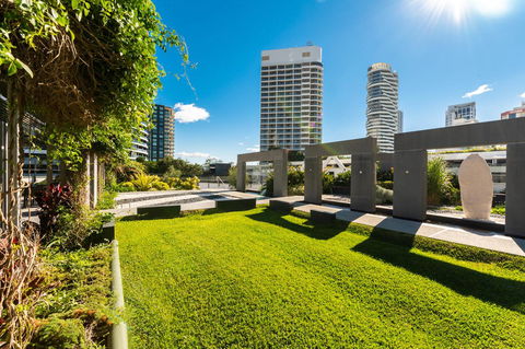 Peppers Broadbeach - Accommodation Melbourne 1
