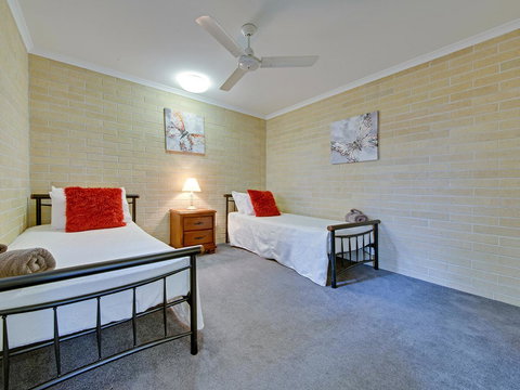 Murray Street Apartments - Accommodation Melbourne 42