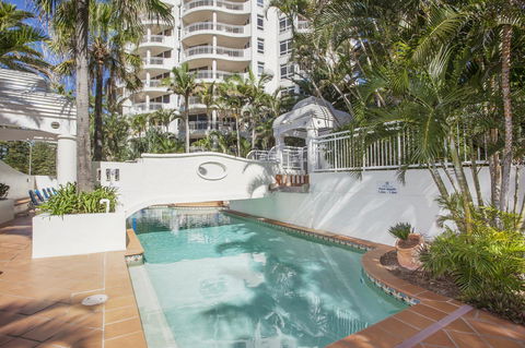 ULTIQA Burleigh Mediterranean Resort - Accommodation Melbourne 16