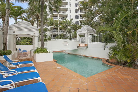 ULTIQA Burleigh Mediterranean Resort - Accommodation Melbourne 20