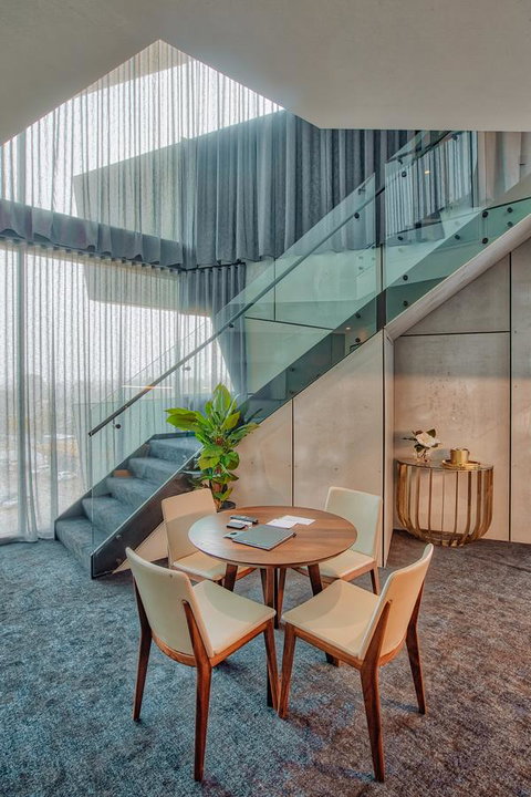 Eatons Hill Hotel - Accommodation Melbourne 8