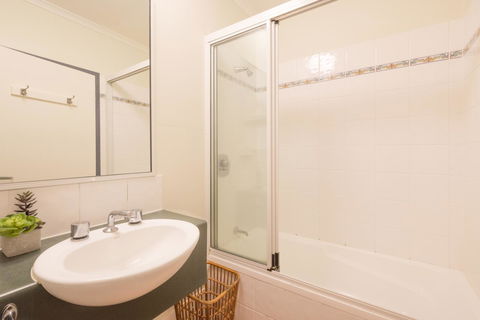 Coral Tree Inn - Accommodation Melbourne 41