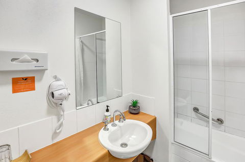 Coral Tree Inn - Accommodation Melbourne 33