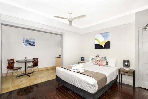 City Palms Brisbane - Accommodation Melbourne 10