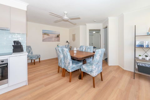 Waterfront Theme Park Getaway - Accommodation Melbourne 5