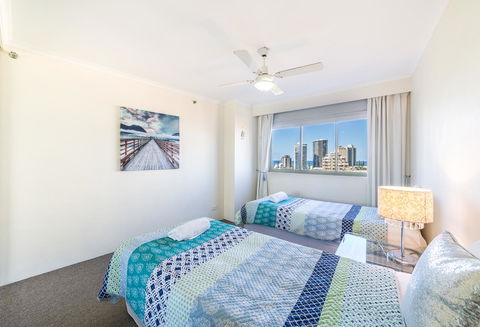 The Meriton Apartments On Main Beach - Accommodation Melbourne 3