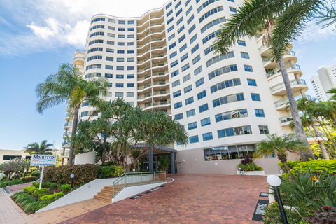 The Meriton Apartments On Main Beach - Accommodation Melbourne 38