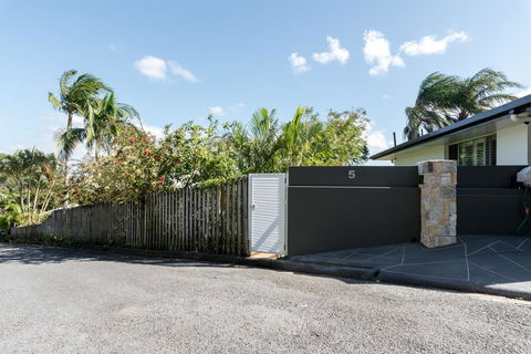 Private Guest Suite High On Currumbin Hill - Accommodation Melbourne 29