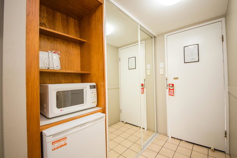 Cosmopolitan Motel & Serviced Apartments - Accommodation Melbourne 22