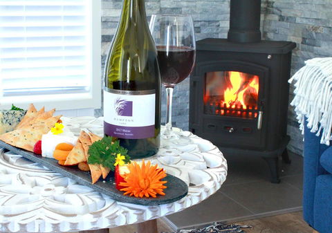 Hampton Estate Wines - Accommodation Melbourne 6