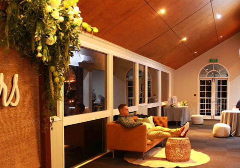 Hampton Estate Wines - Accommodation Melbourne 24