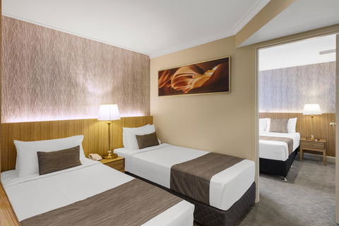 Hotel Diana - Accommodation Melbourne 26