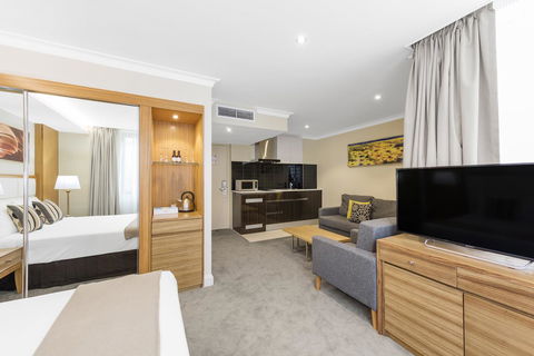 Hotel Diana - Accommodation Melbourne 38