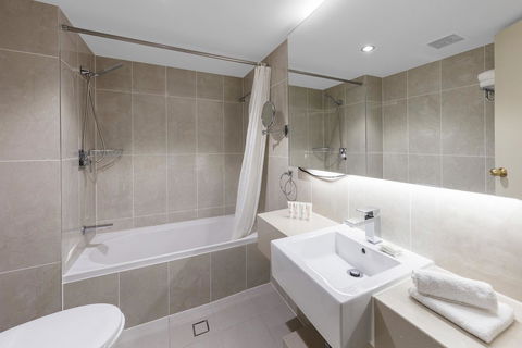 Hotel Diana - Accommodation Melbourne 33