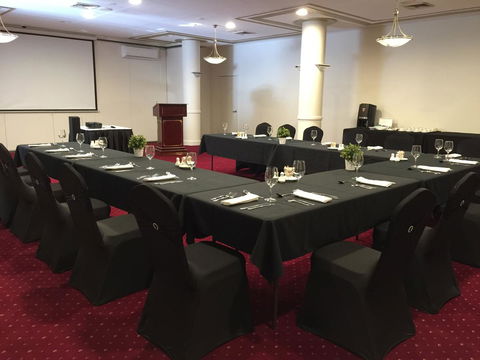 Hotel Diana - Accommodation Melbourne 15