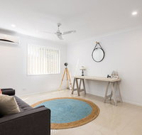 Briz Stays - Whites Road - Accommodation Melbourne