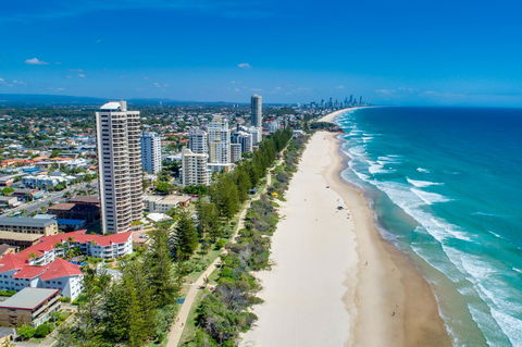 Burleigh Esplanade Apartments - Accommodation Melbourne 0