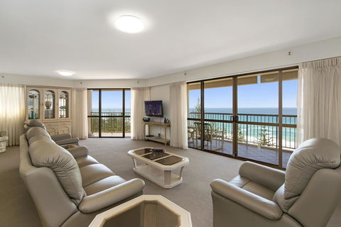 Burleigh Esplanade Apartments - Accommodation Melbourne 37