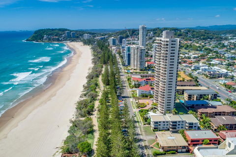 Burleigh Esplanade Apartments - Accommodation Melbourne 19