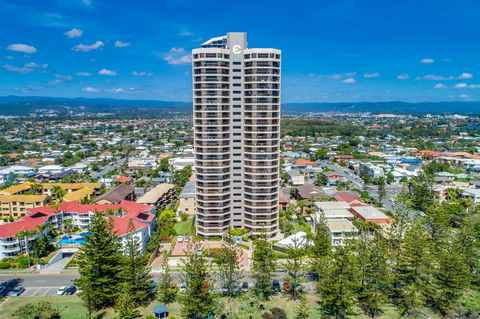 Burleigh Esplanade Apartments - Accommodation Melbourne 13