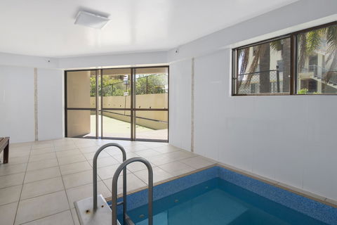 Burleigh Esplanade Apartments - Accommodation Melbourne 23