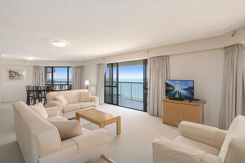 Burleigh Esplanade Apartments - Accommodation Melbourne 16